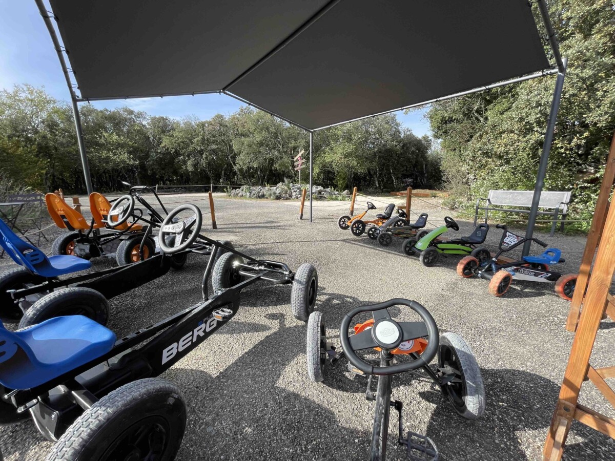 Karting à pédale de la Grotte Aven Forestière en Ardèche