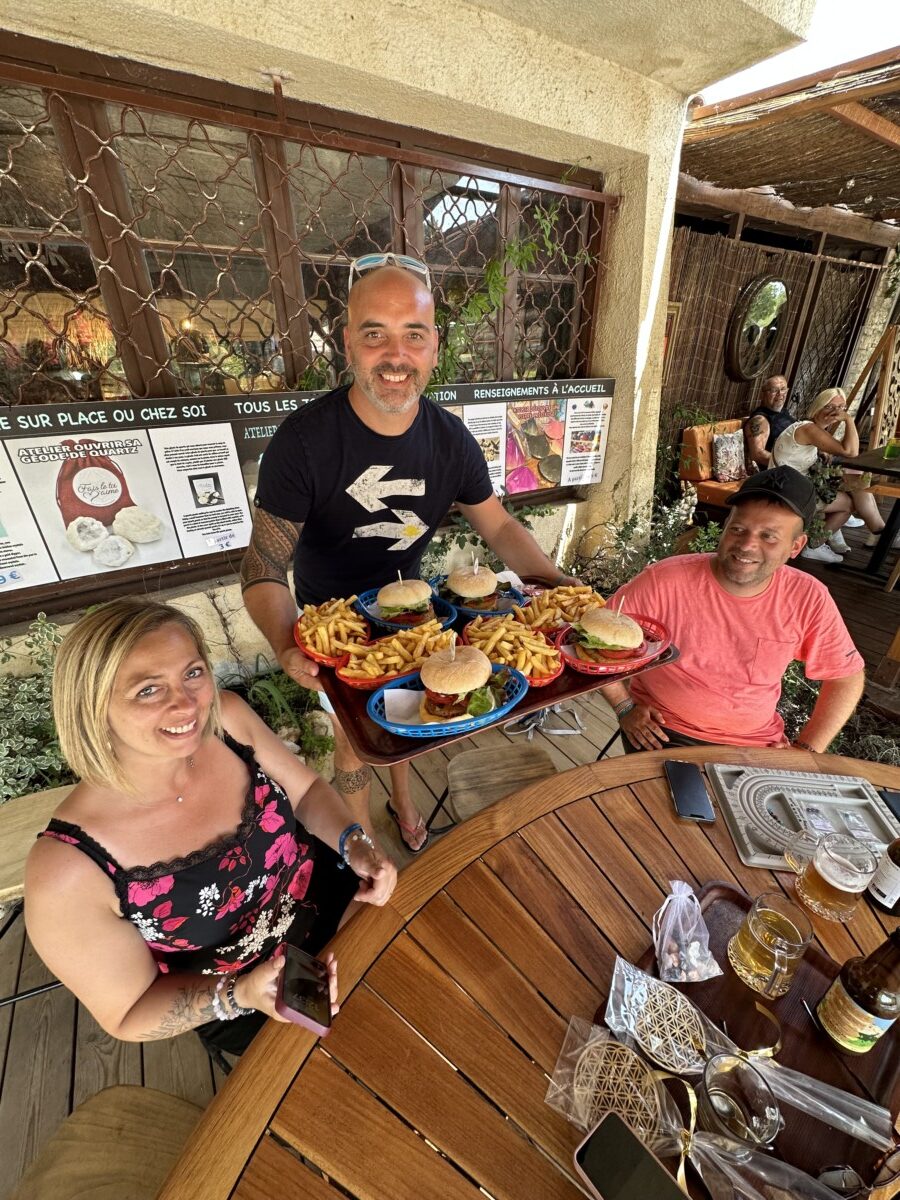 Snack végé de la Grotte Aven Forestière