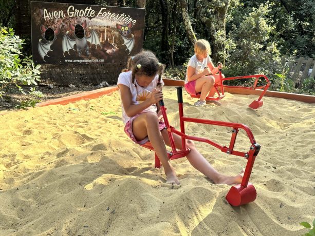 Tractopelle bac à sable