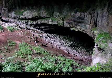 Baume de Ronze en Ardèche